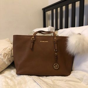 LIKE NEW Michael Kors Purse/Laptop Bag